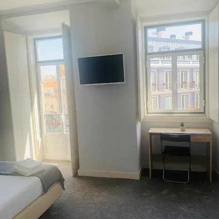 Sb Family Host Homestay Lisbon